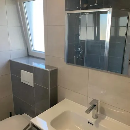 Apartment Apartman S Dvije Spavace Sobe